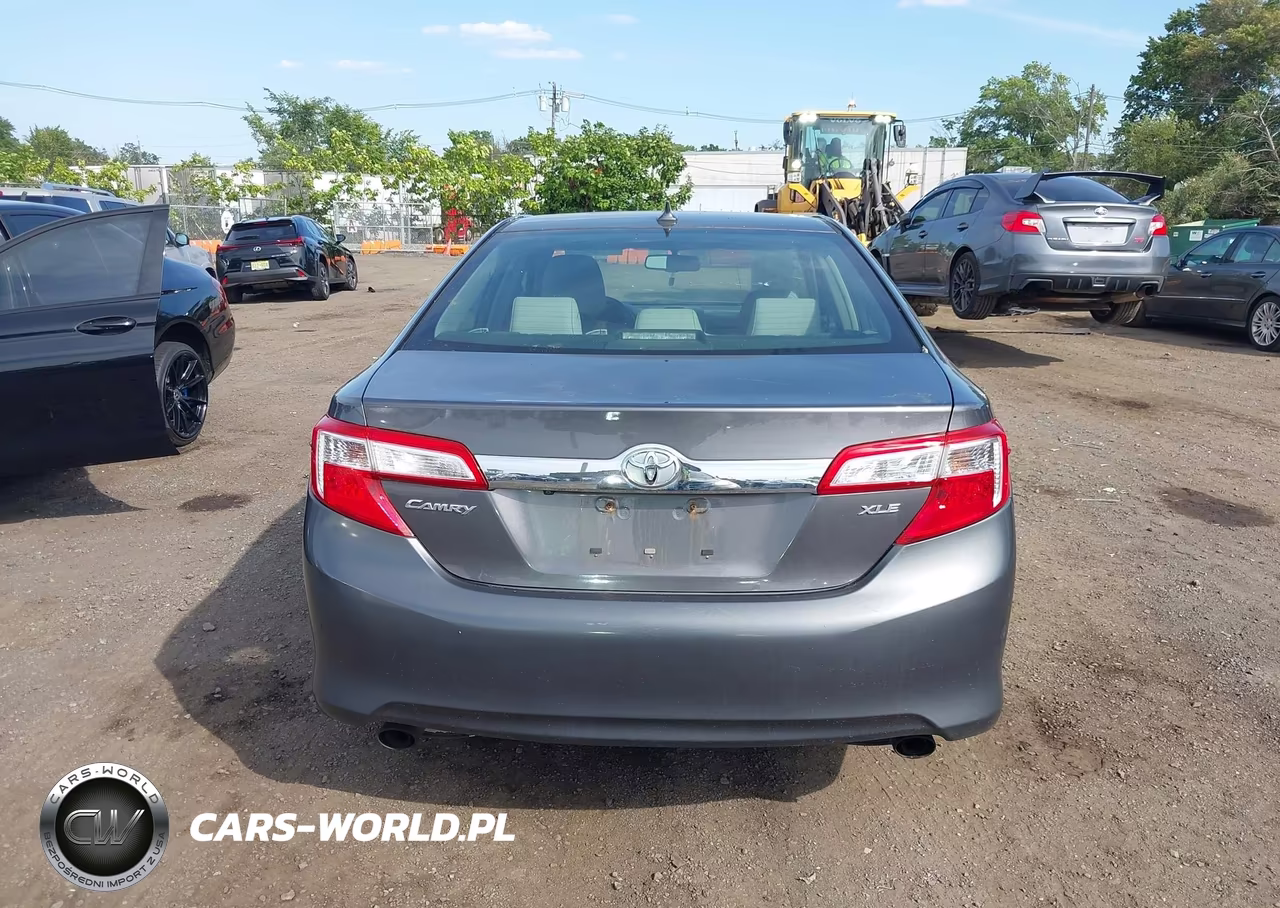 2014 Toyota Camry Xle V6 VIN:4T1BK1FK7EU546436 - 16