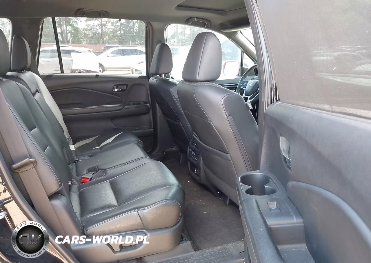 2019 Honda Passport Elite VIN:5FNYF8H06KB014638 - 8