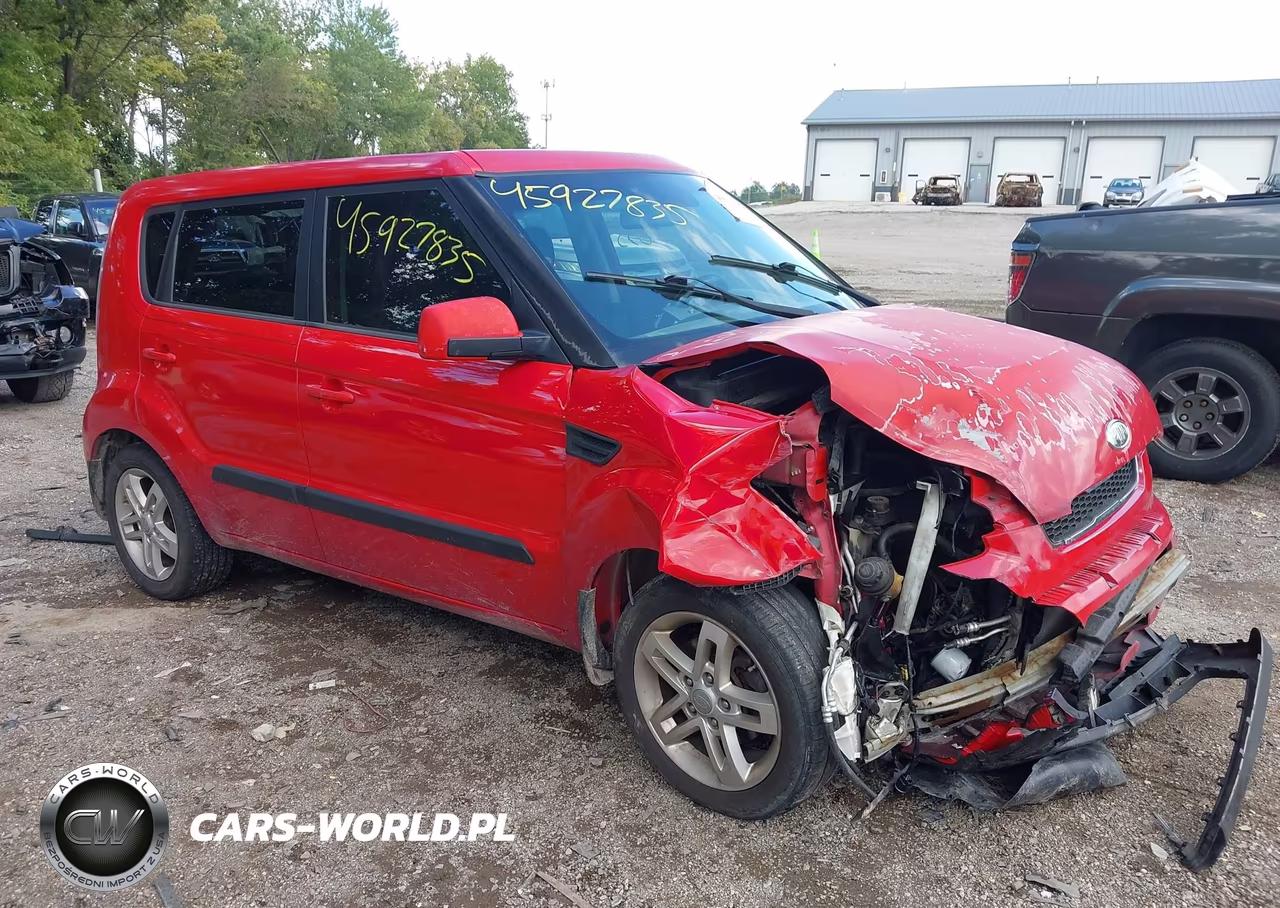 2011 Kia Soul + VIN:KNDJT2A24B7255316 - 1