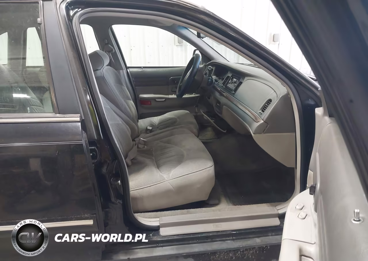 1997 Ford Crown Victoria Lx VIN:2FALP74W0VX156800 - 5
