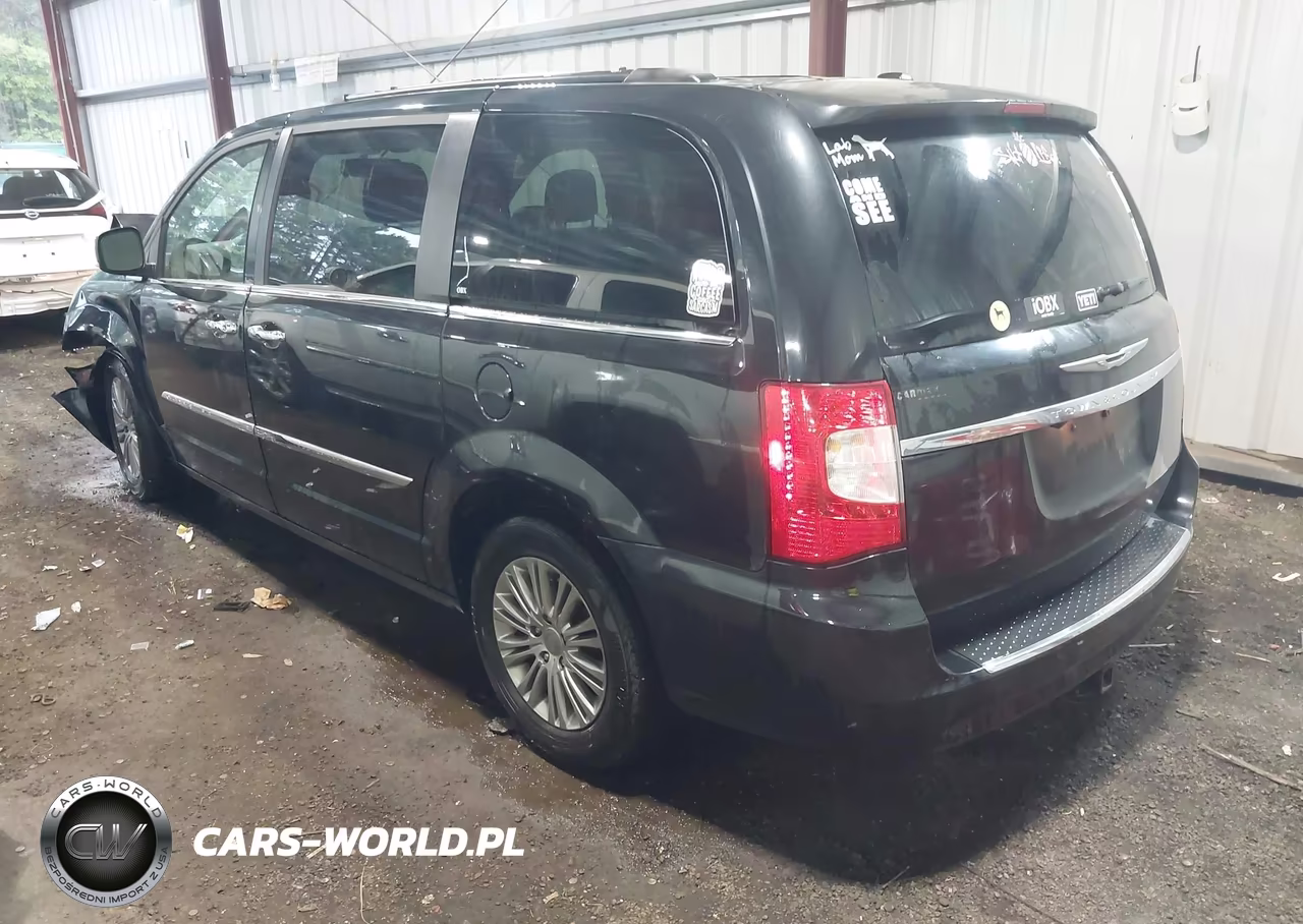 2015 Chrysler Town & Country Touring-L VIN:2C4RC1CG1FR521045 - 3