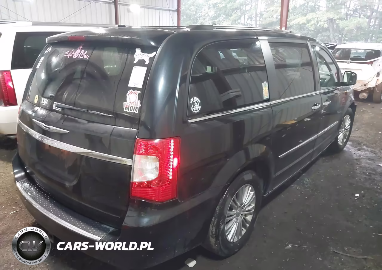 2015 Chrysler Town & Country Touring-L VIN:2C4RC1CG1FR521045 - 4