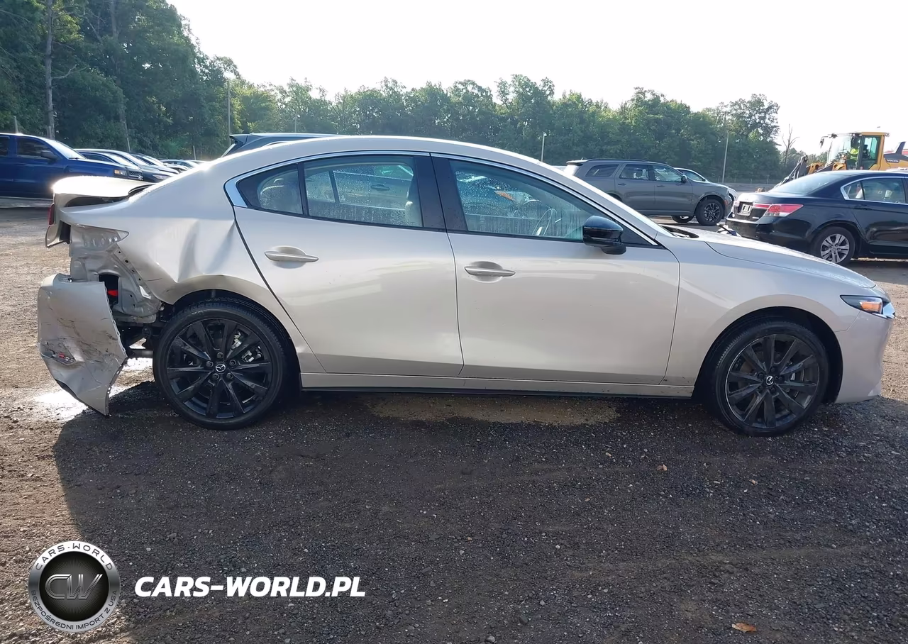 2026 Mazda 3 Select Sport VIN:JM1BPABLXT1863288 - 13