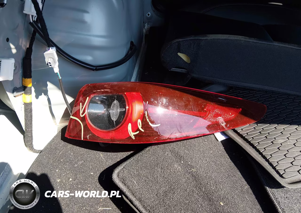 2026 Mazda 3 Select Sport VIN:JM1BPABLXT1863288 - 17