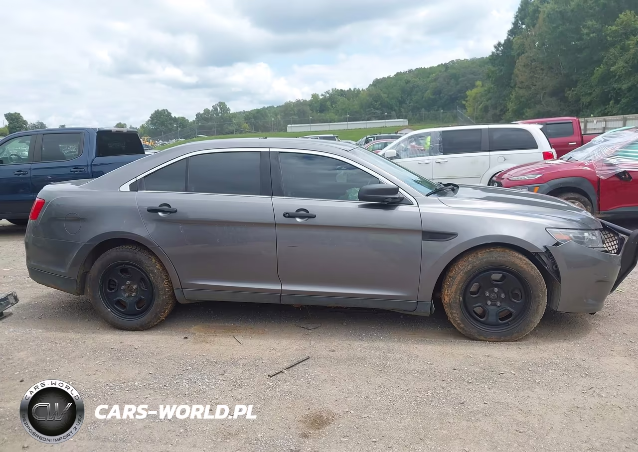 2016 Ford Police Interceptor VIN:1FAHP2MK8GG144781 - 13