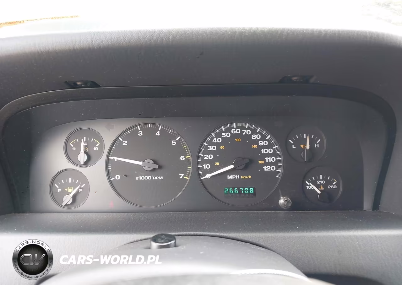 2004 Jeep Grand Cherokee Laredo VIN:1J4GX48S44C122401 - 7