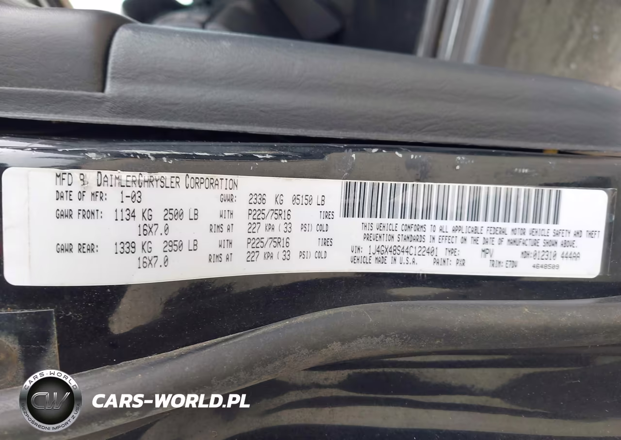 2004 Jeep Grand Cherokee Laredo VIN:1J4GX48S44C122401 - 9