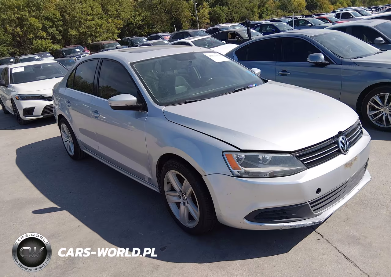 2014 Volkswagen Jetta 1.8T Se – zdjęcie 1 z 11