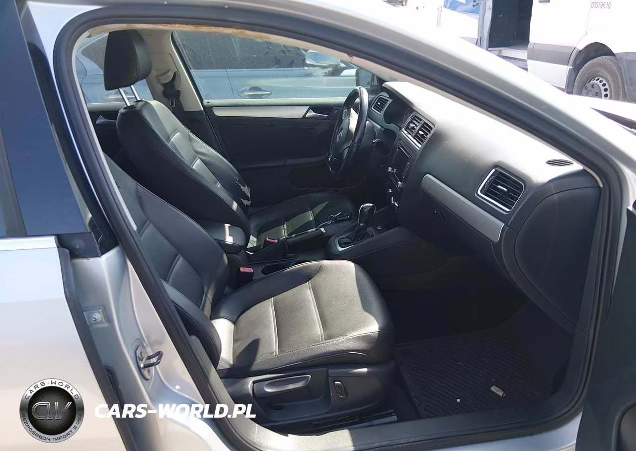 2014 Volkswagen Jetta 1.8T Se VIN:3VWD07AJ0EM372859 - 5
