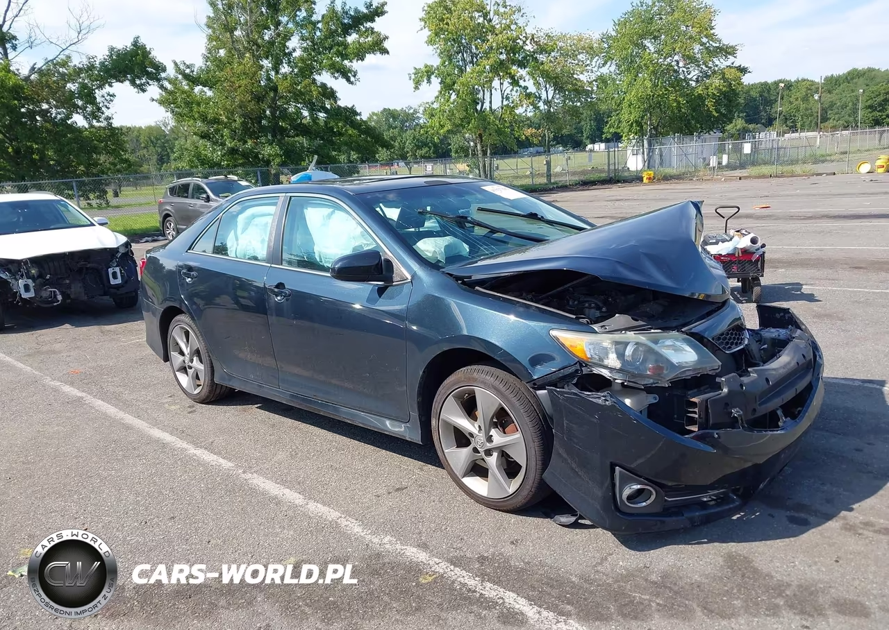 2014 Toyota Camry Se Sport