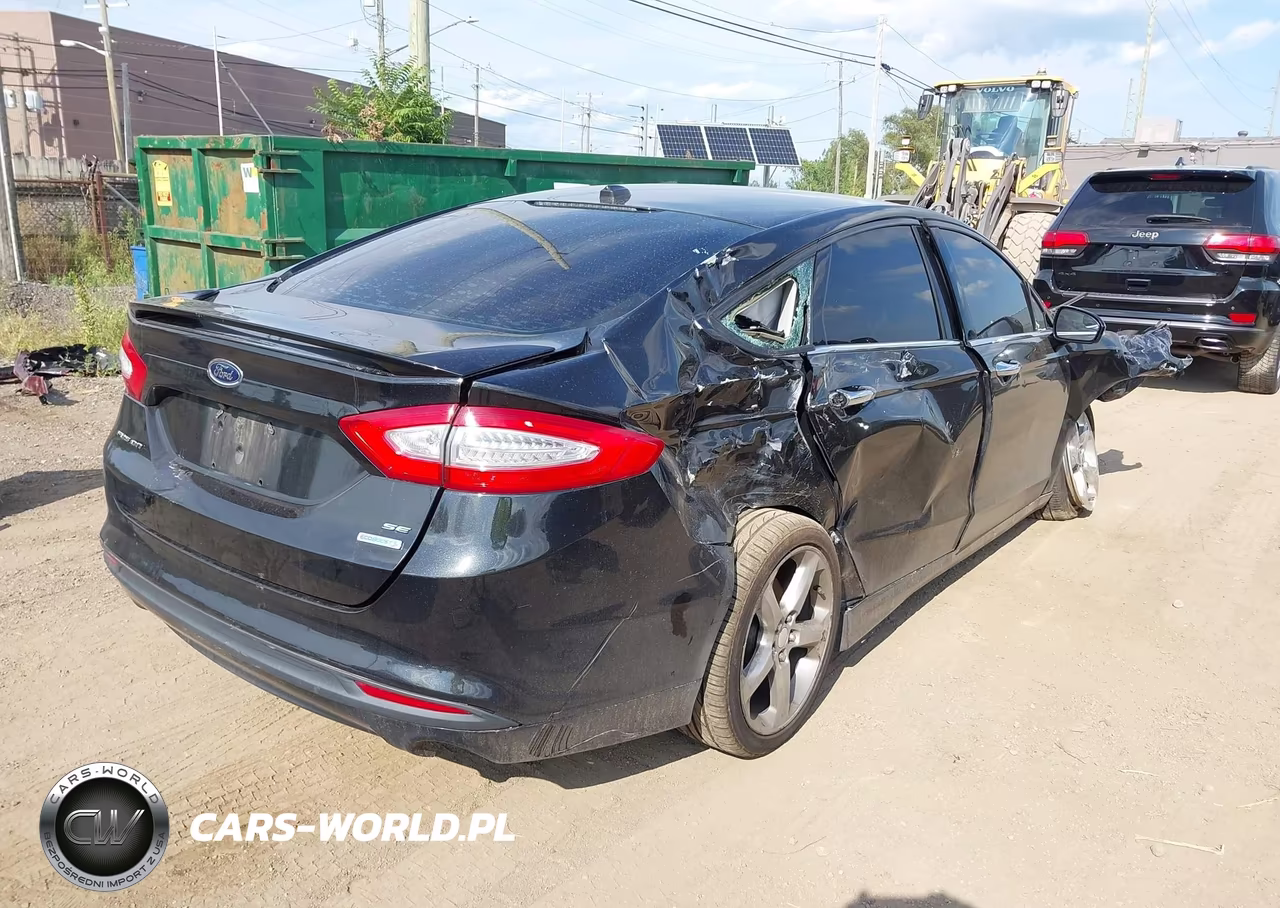 2013 Ford Fusion Se VIN:3FA6P0HR9DR132601 - 4