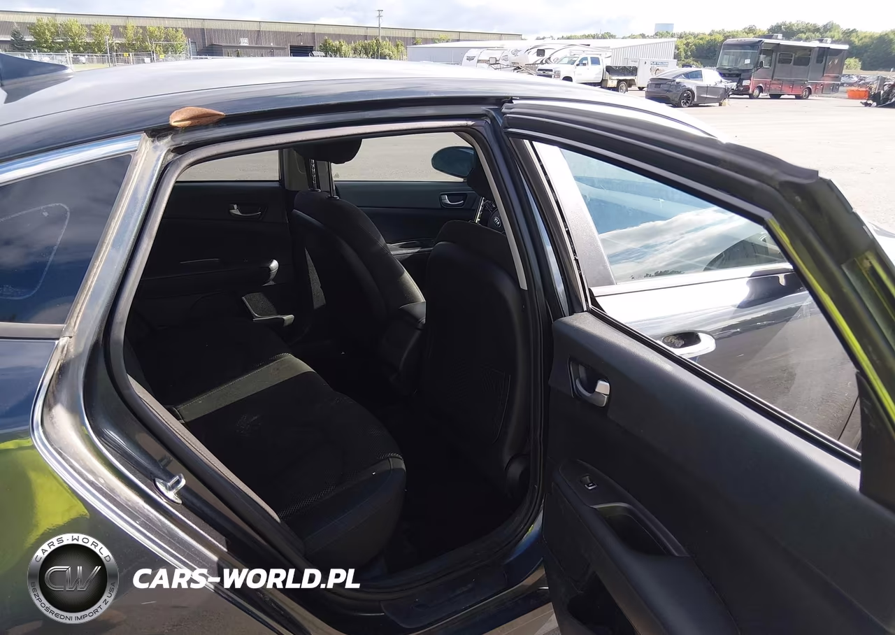 2020 Kia Optima Lx VIN:5XXGT4L34LG382426 - 8
