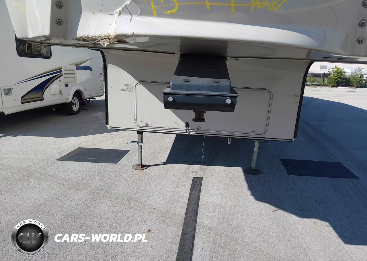 2019 Jayco Other VIN:1UJCJ0BV9K1WA0107 - 10
