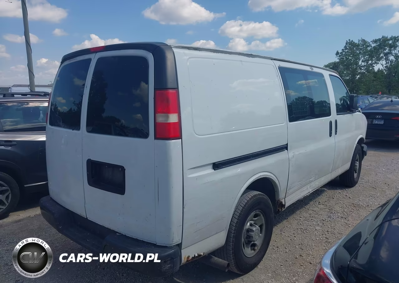 2012 Chevrolet Express 2500 Work Van VIN:1GCWGFCA3C1189559 - 4