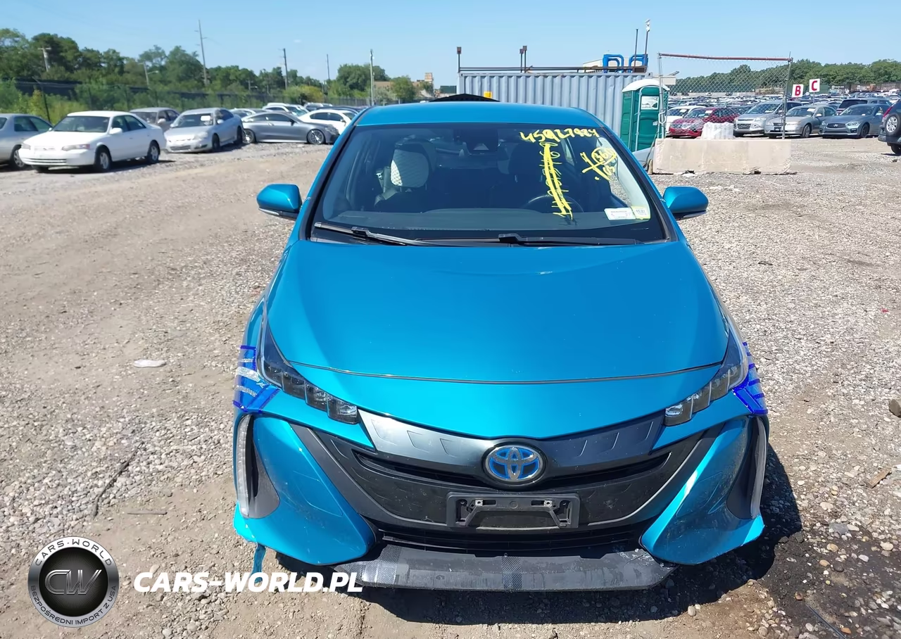 2017 Toyota Prius Prime Premium VIN:JTDKARFP2H3055610 - 11