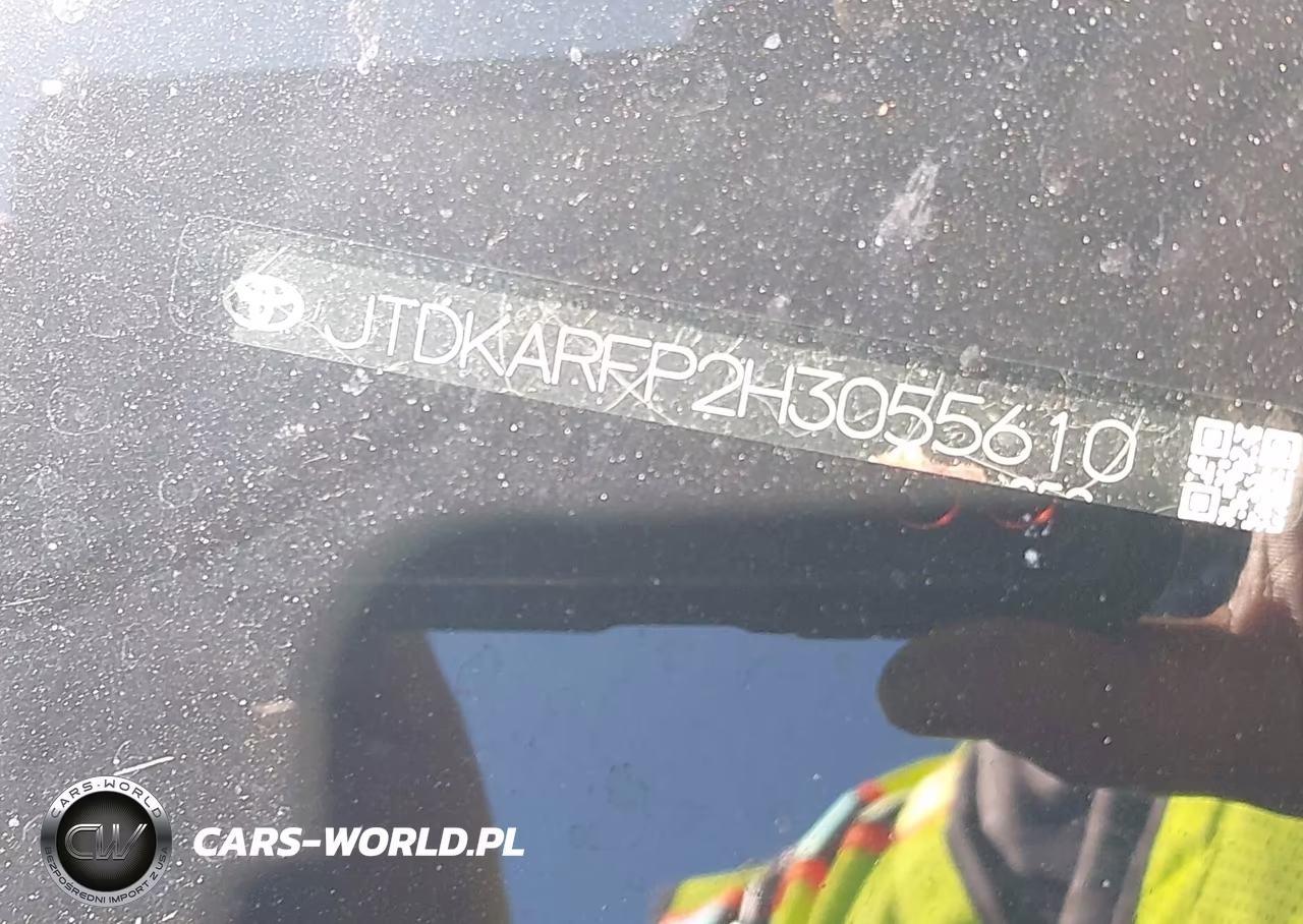 2017 Toyota Prius Prime Premium VIN:JTDKARFP2H3055610 - 16