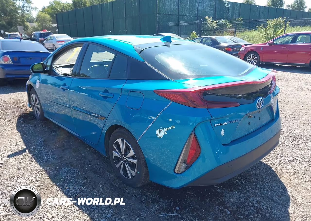 2017 Toyota Prius Prime Premium VIN:JTDKARFP2H3055610 - 3