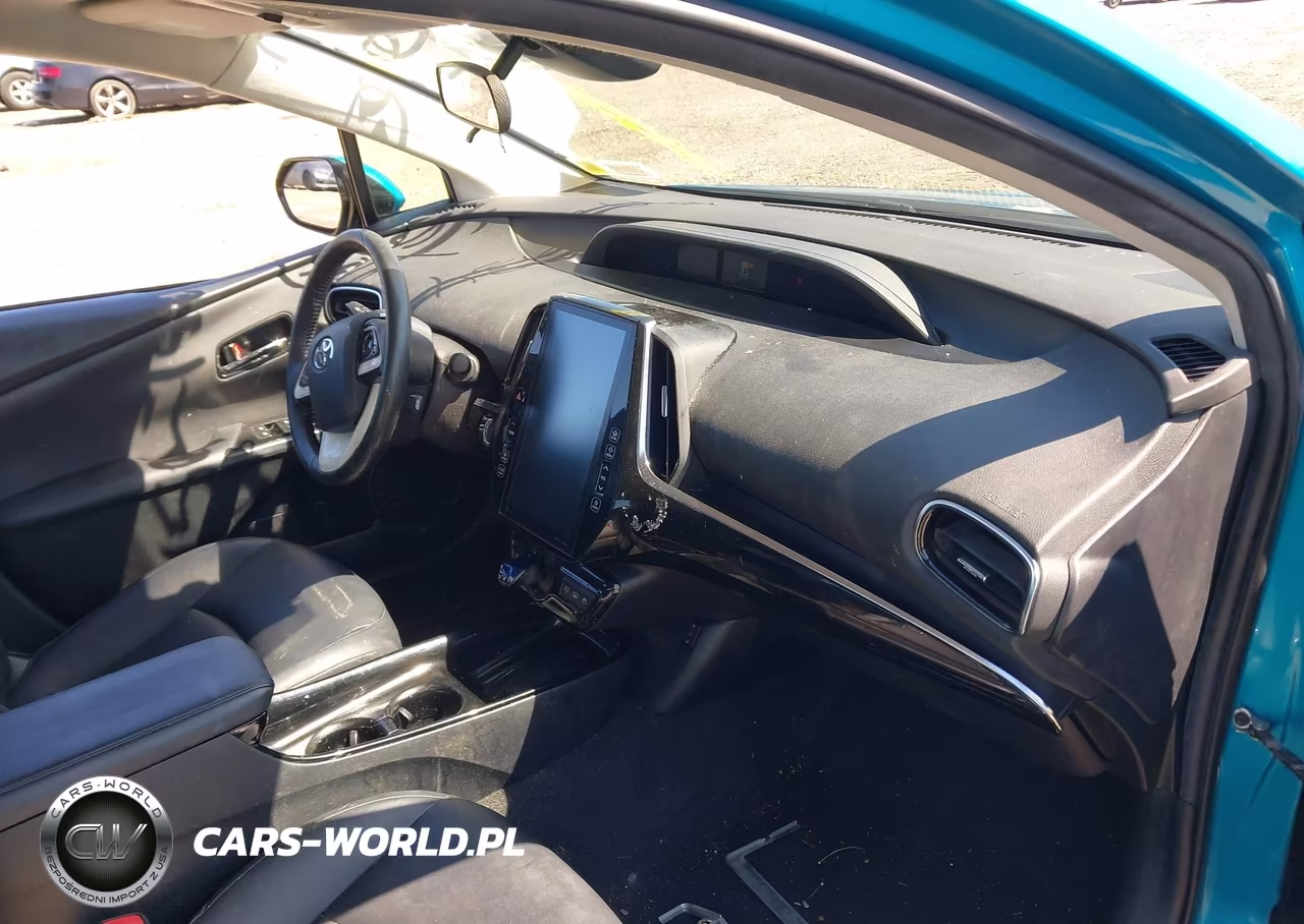 2017 Toyota Prius Prime Premium VIN:JTDKARFP2H3055610 - 5