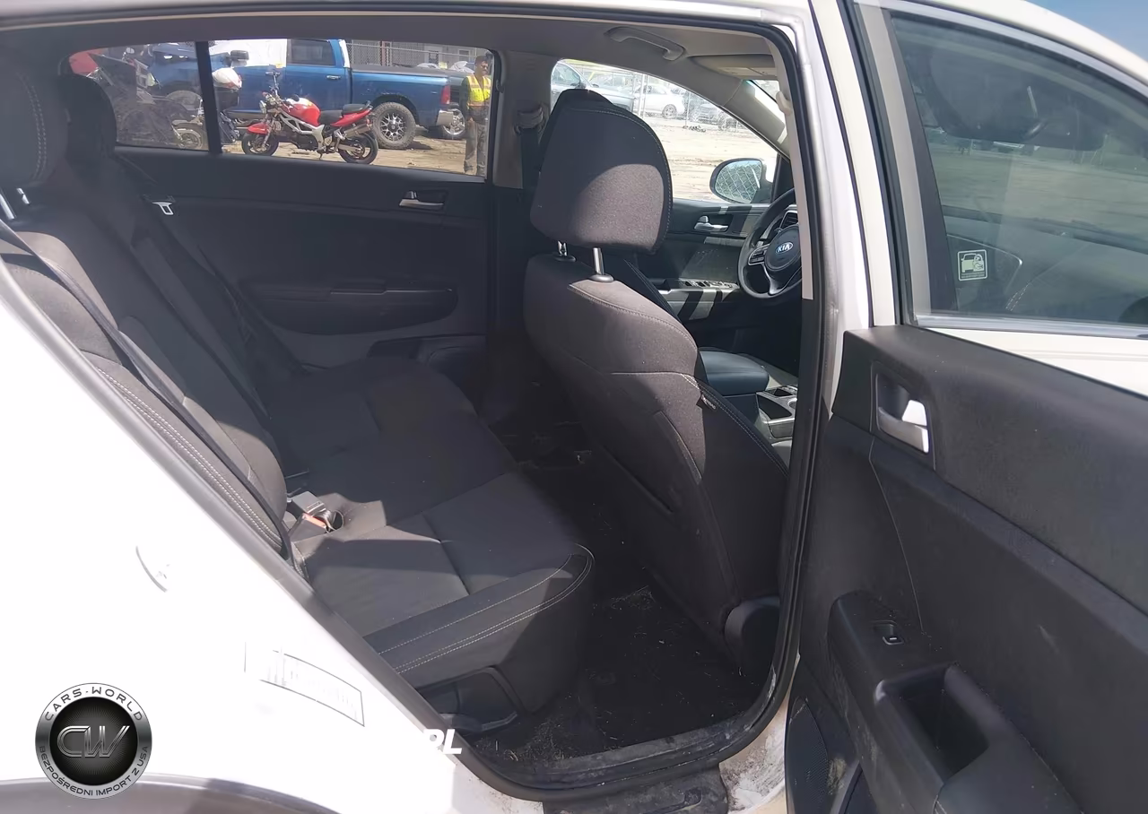 2019 Kia Sportage Lx VIN:KNDPMCAC6K7575050 - 8