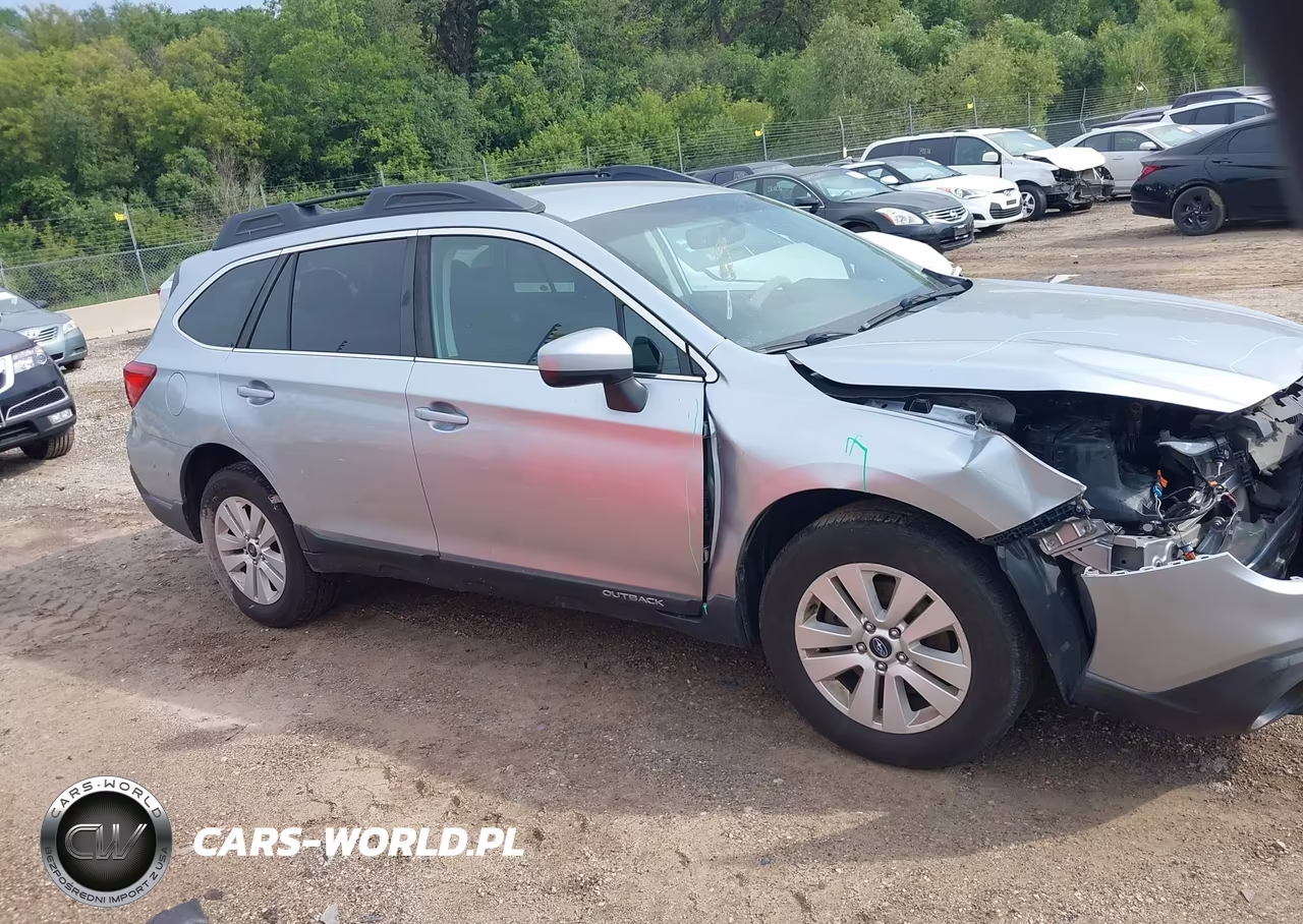 2018 Subaru Outback 2.5I Premium VIN:4S4BSACC4J3291323 - 13