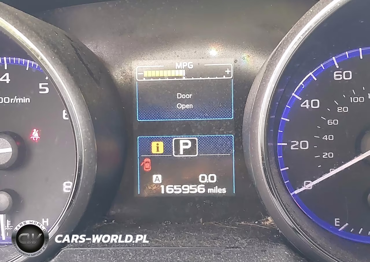 2018 Subaru Outback 2.5I Premium VIN:4S4BSACC4J3291323 - 15