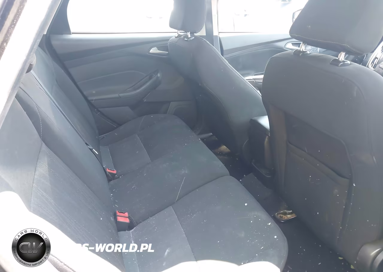 2016 Ford Focus Se VIN:1FADP3K25GL350123 - 8