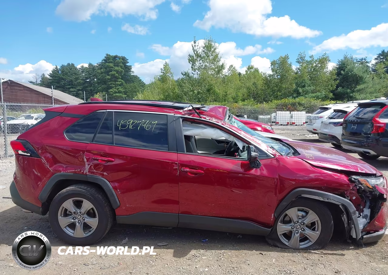 2025 Toyota Rav4 Xle VIN:2T3P1RFV5SW615788 - 14