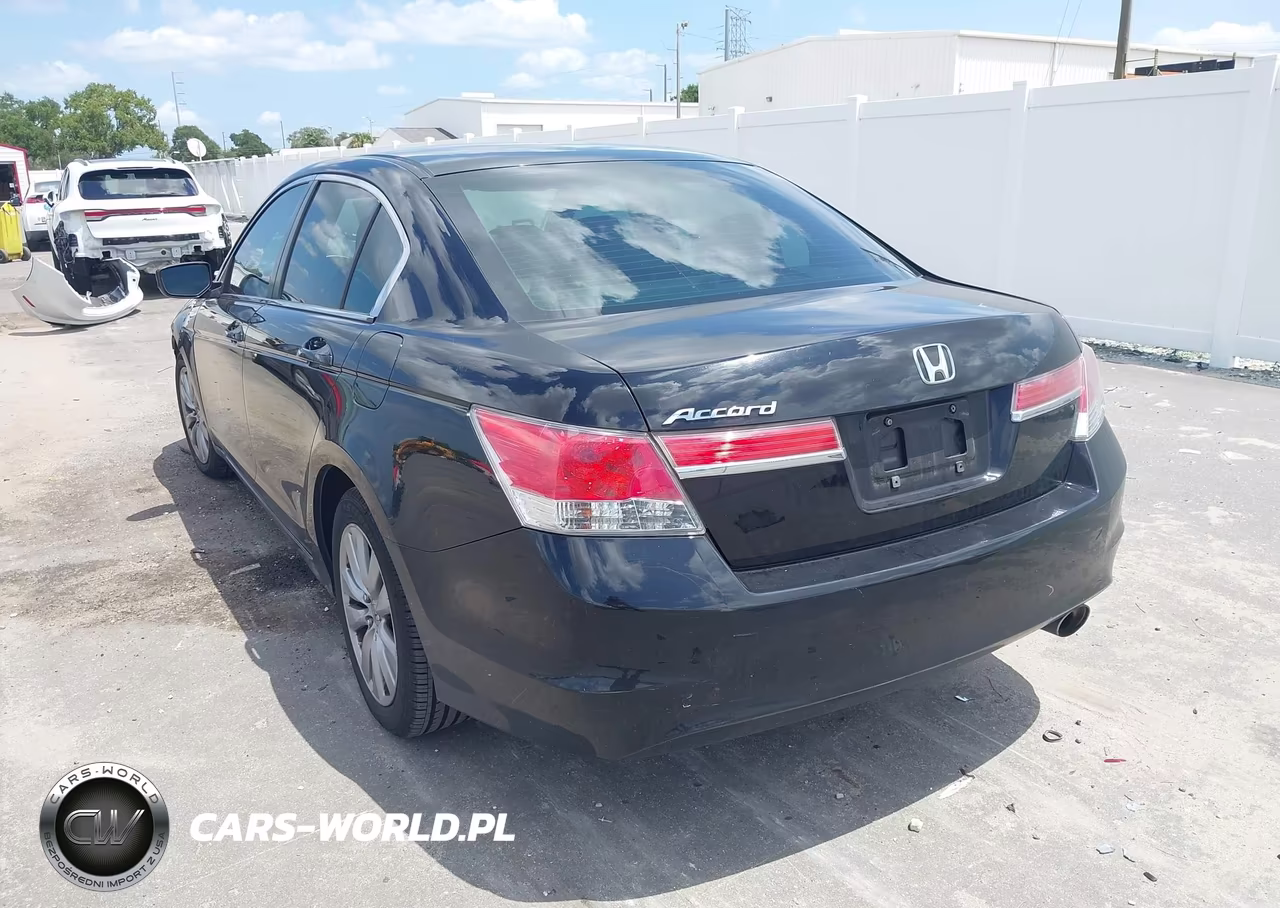 2011 Honda Accord 2.4 Ex VIN:1HGCP2F71BA154689 - 3