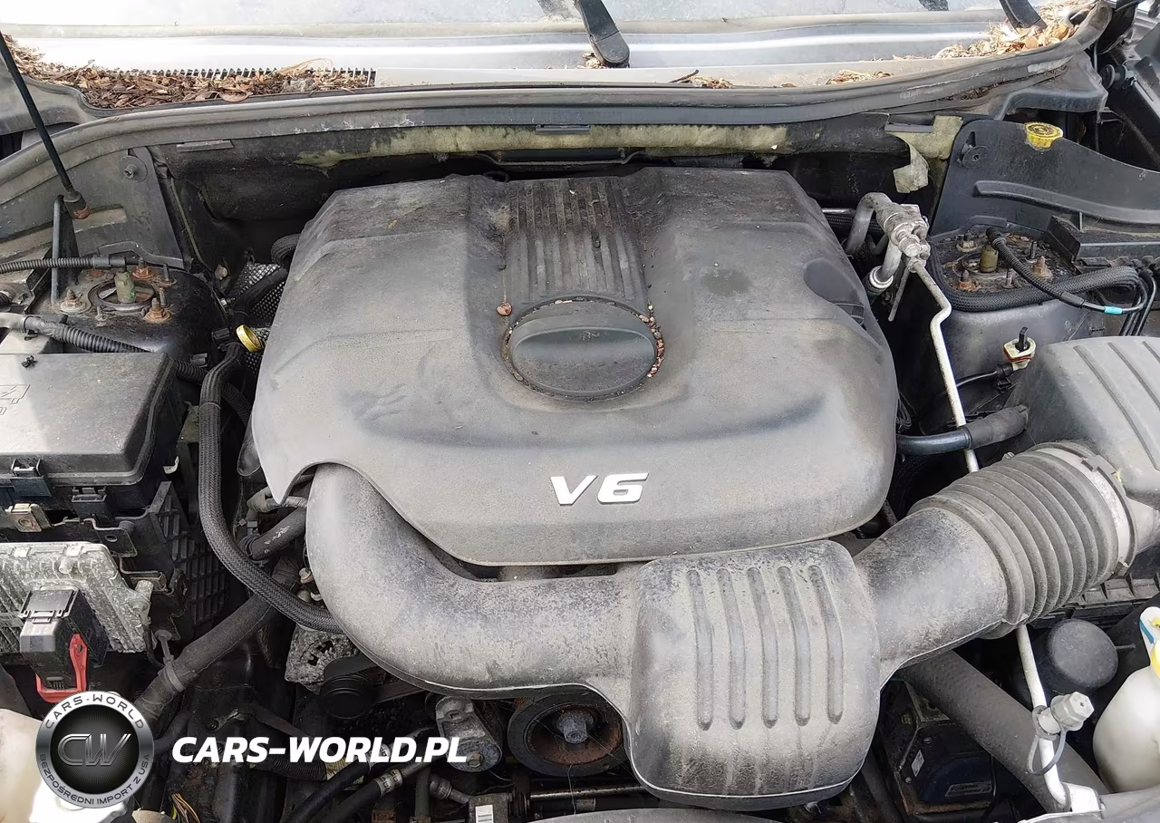 2015 Jeep Grand Cherokee Overland VIN:1C4RJFCG4FC609857 - 10