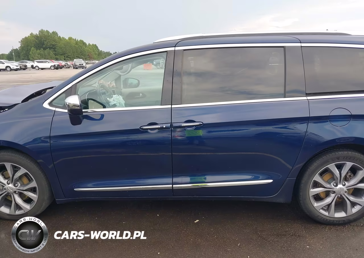 2017 Chrysler Pacifica Limited VIN:2C4RC1GG6HR599723 - 14
