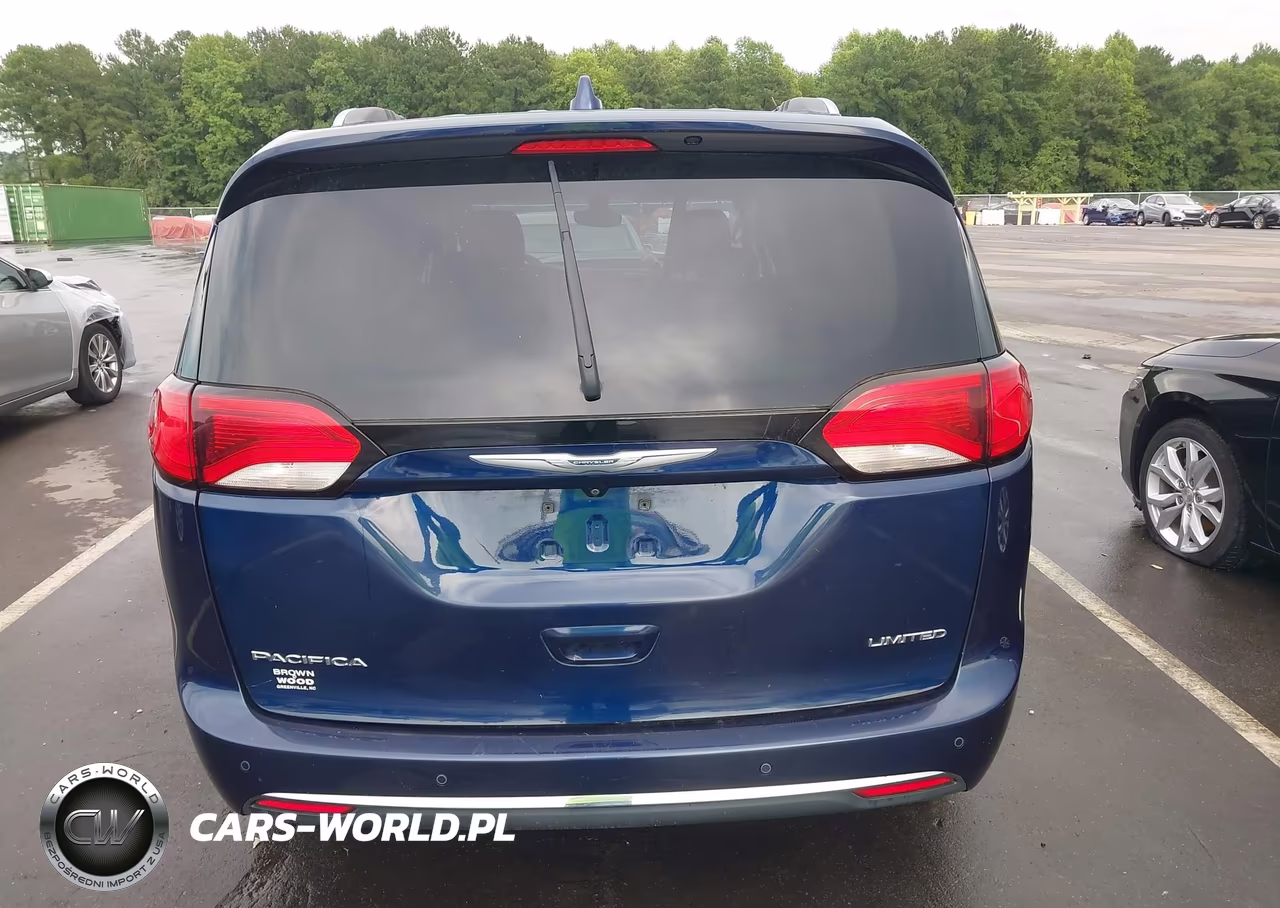 2017 Chrysler Pacifica Limited VIN:2C4RC1GG6HR599723 - 16