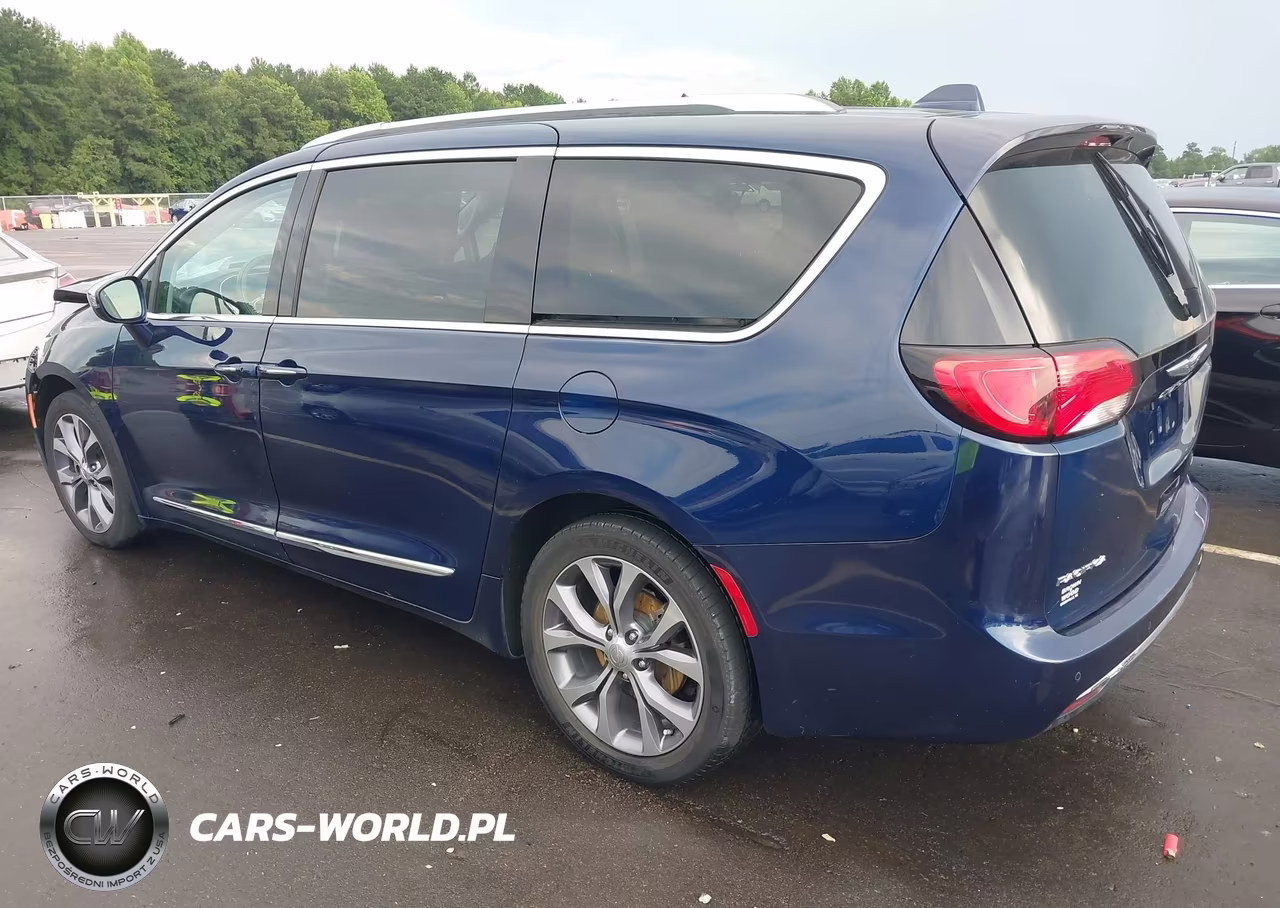 2017 Chrysler Pacifica Limited VIN:2C4RC1GG6HR599723 - 3