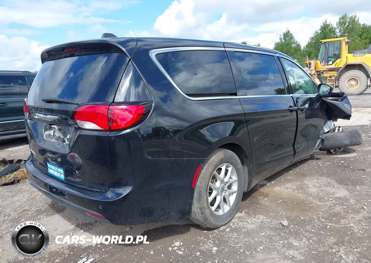 2025 Chrysler Voyager Lx VIN:2C4RC1CG4SR523706 - 4