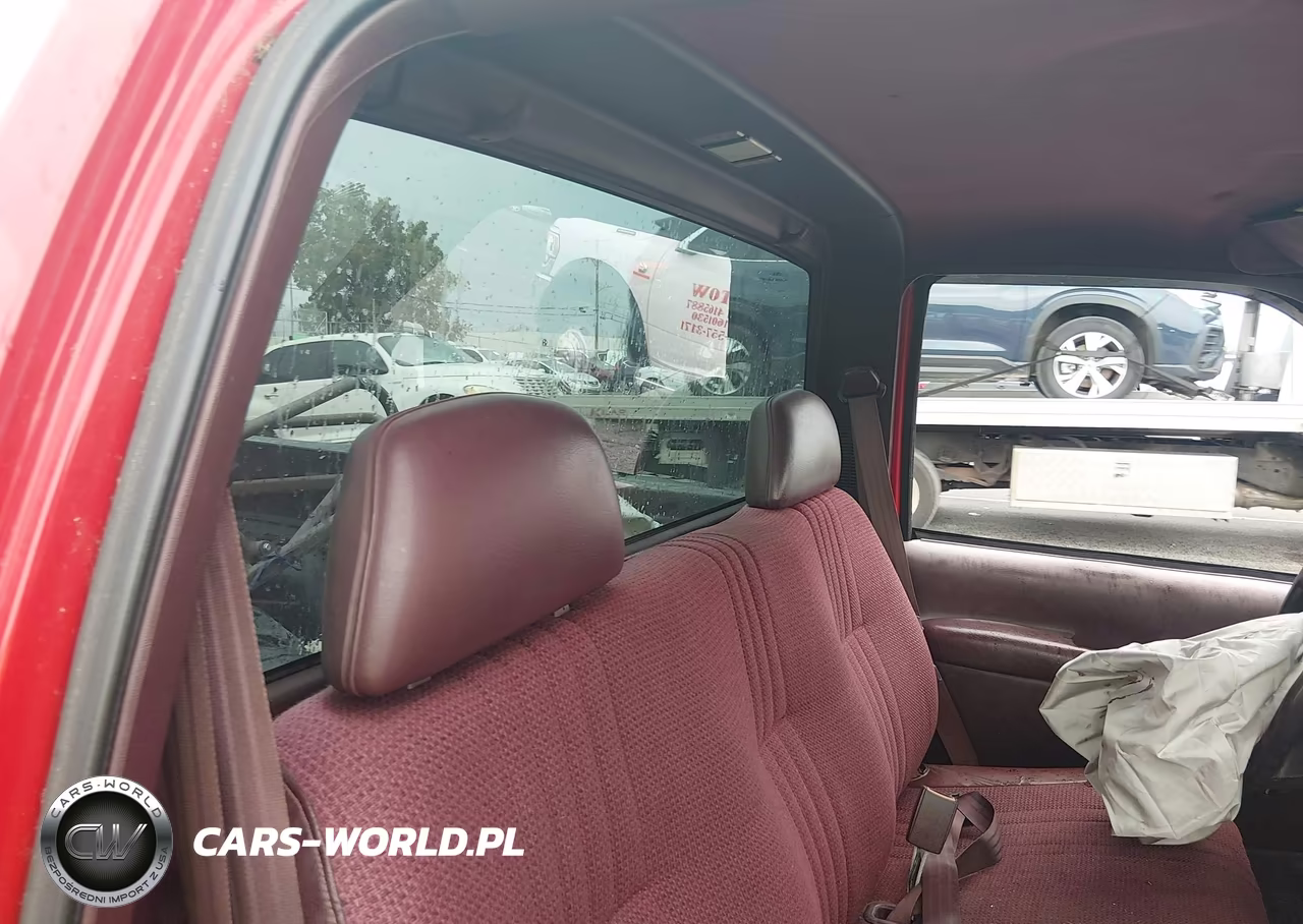 1995 Chevrolet Gmt-400 C1500 VIN:1GCEC14KXSZ111149 - 8