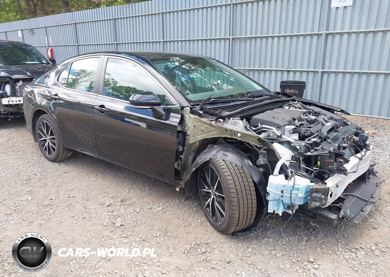 2022 Toyota Camry Se – zdjęcie 1 z 17