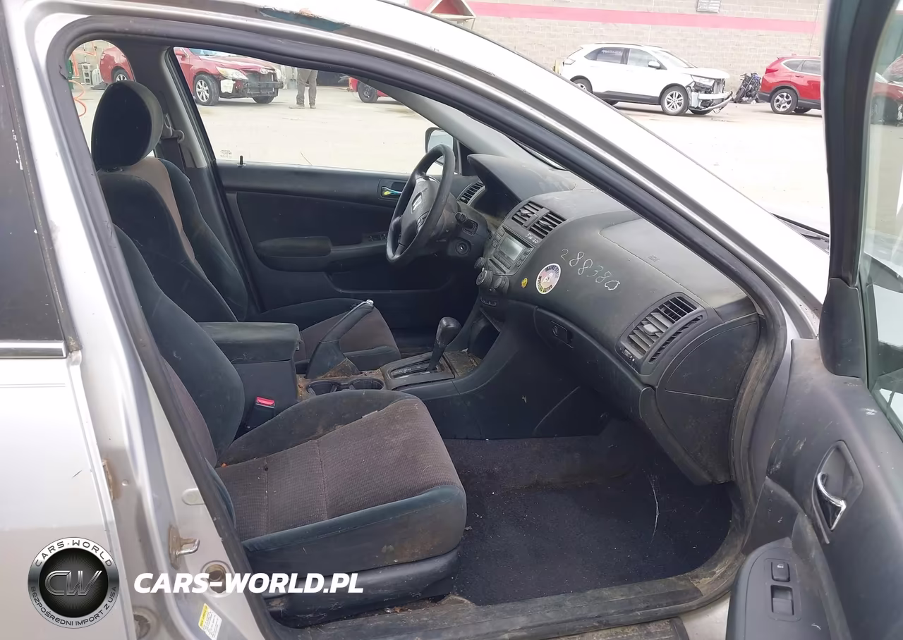 2003 Honda Accord Lx VIN:1HGCM56463A108664 - 5