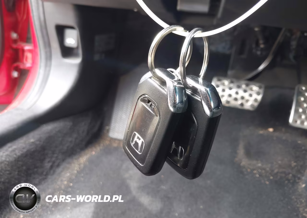 2018 Honda Civic Sport Touring VIN:SHHFK7H98JU222044 - 11
