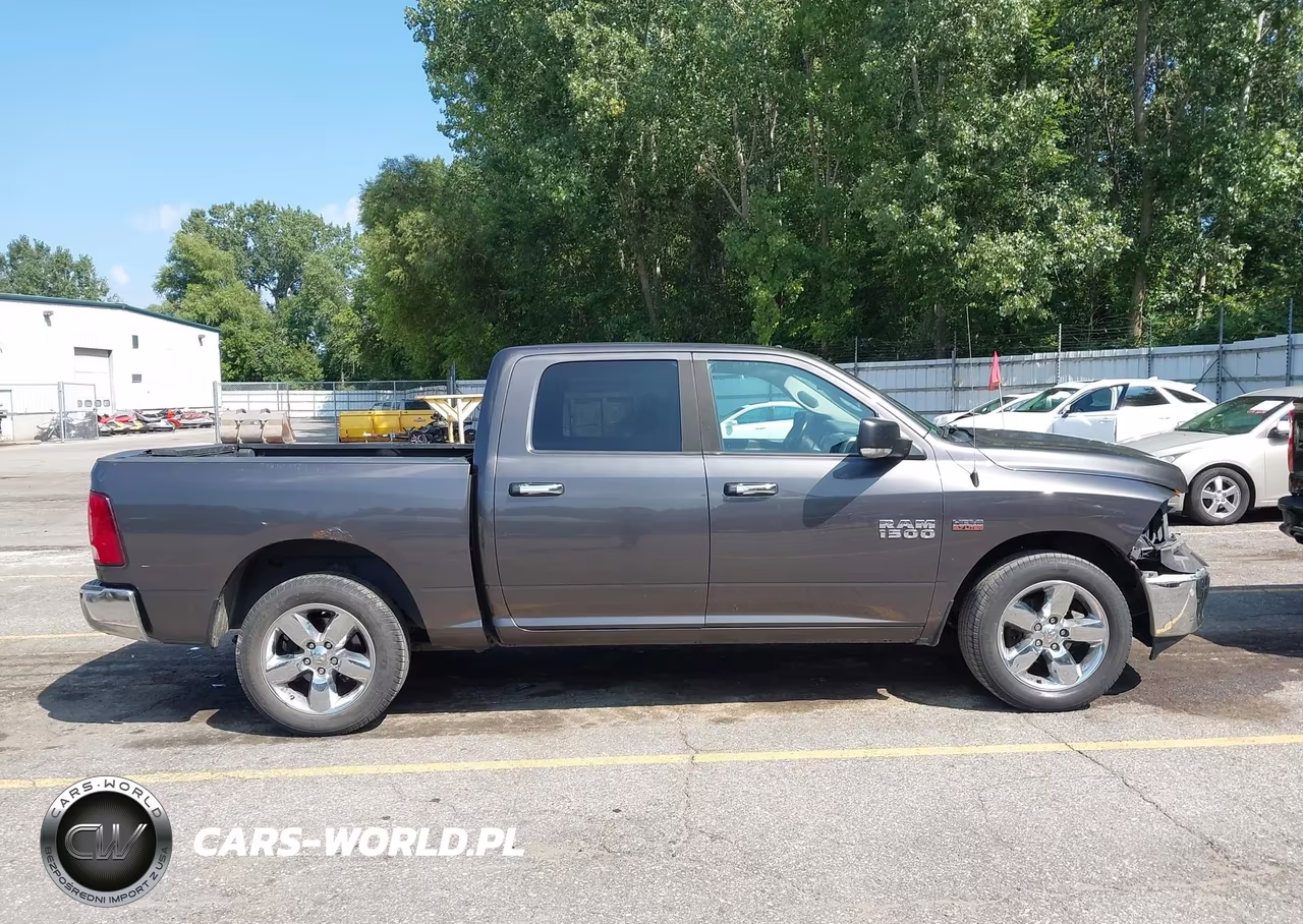 2016 Ram 1500 Big Horn VIN:3C6RR7LT1GG331761 - 13