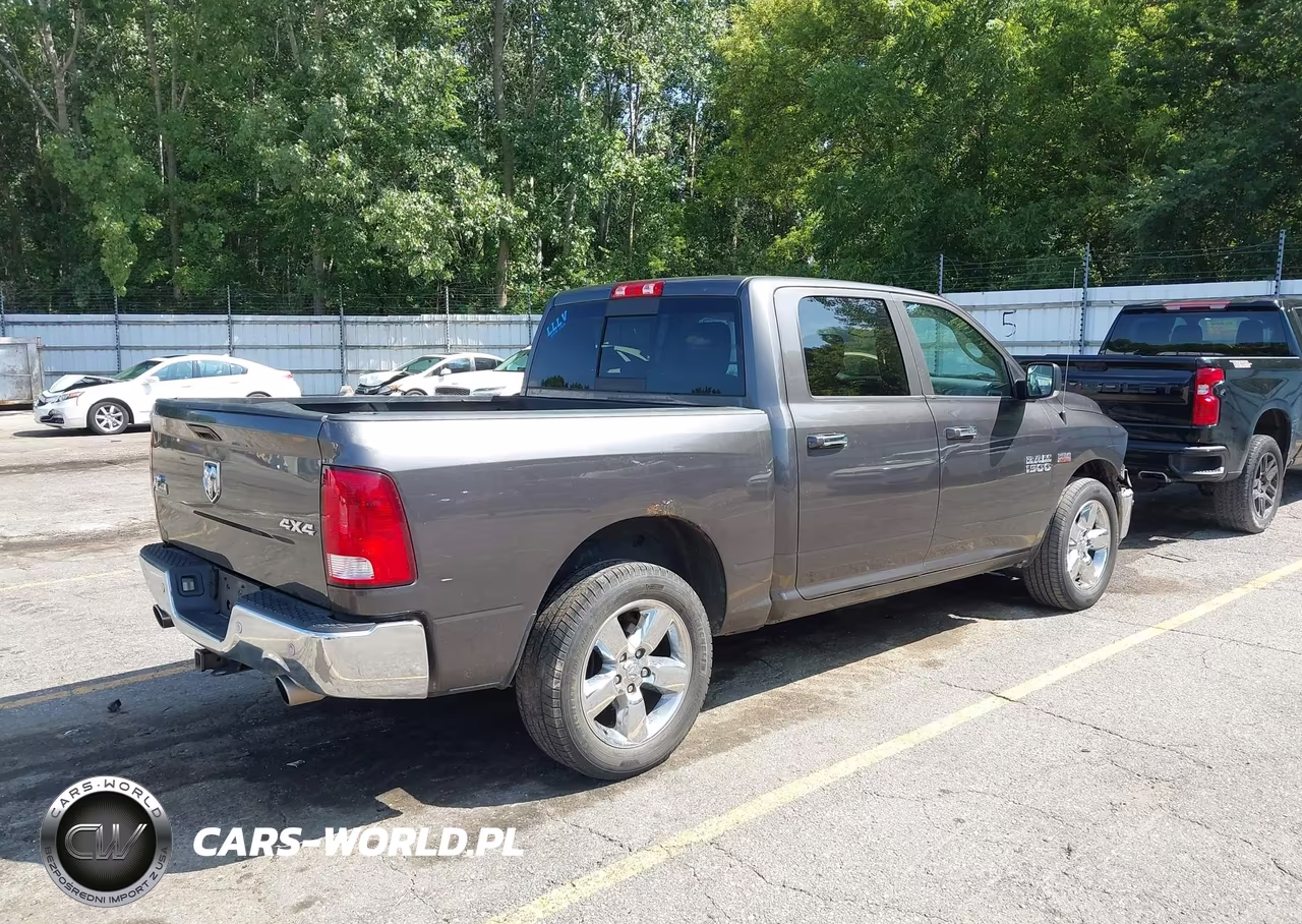 2016 Ram 1500 Big Horn VIN:3C6RR7LT1GG331761 - 4
