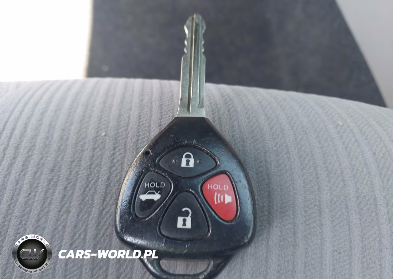 2011 Toyota Corolla Le VIN:JTDBU4EEXB9142220 - 11