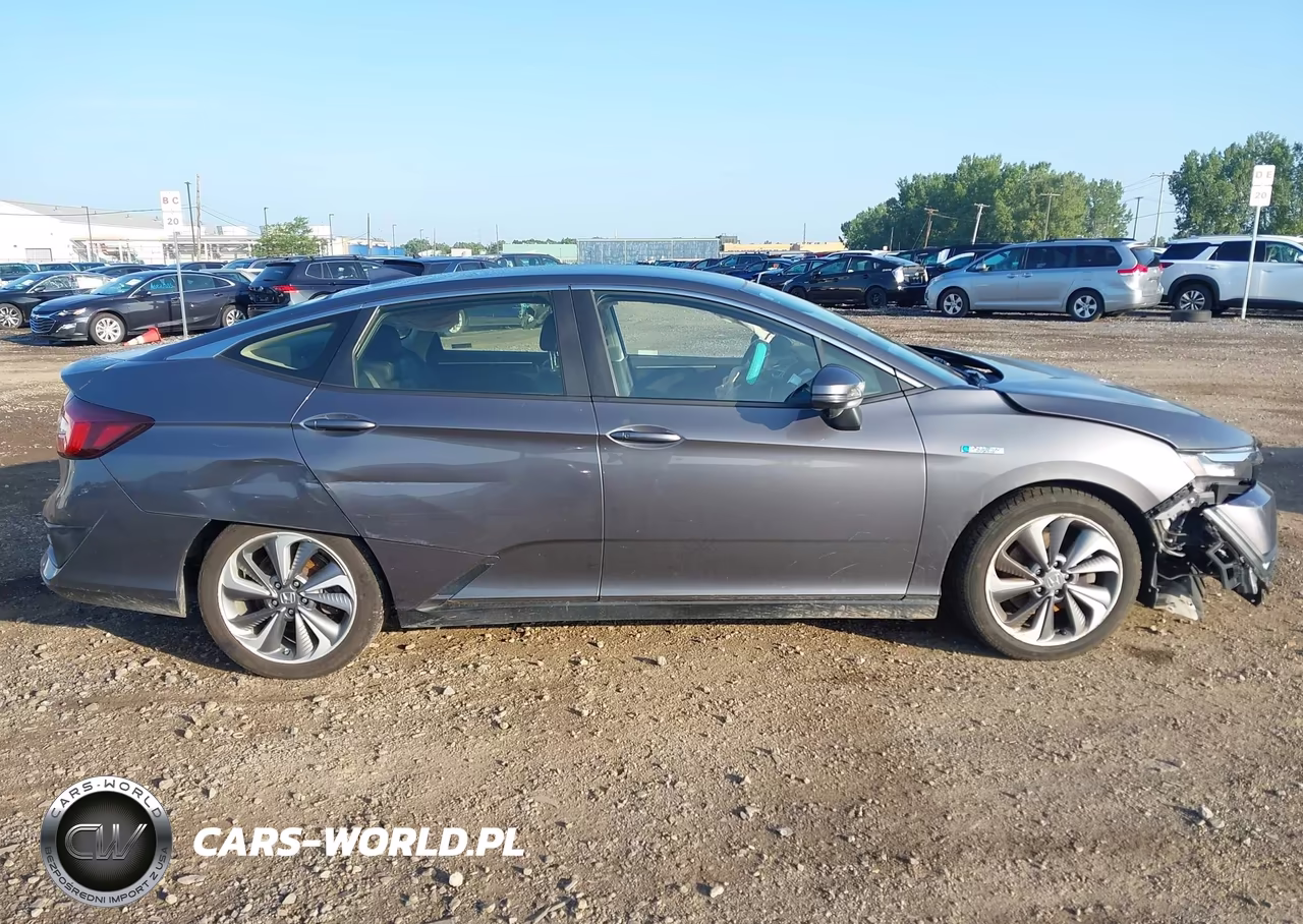 2018 Honda Clarity Plug-In Hybrid Touring VIN:JHMZC5F32JC017846 - 14