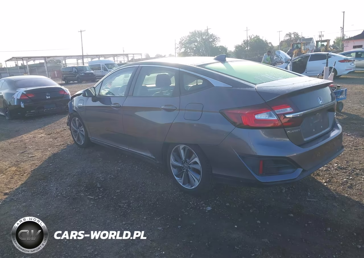 2018 Honda Clarity Plug-In Hybrid Touring VIN:JHMZC5F32JC017846 - 3