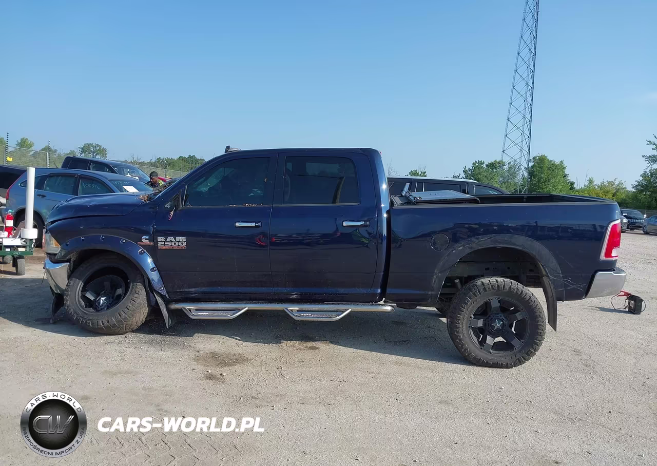 2014 Ram 2500 Laramie VIN:3C6UR5FL6EG144703 - 13