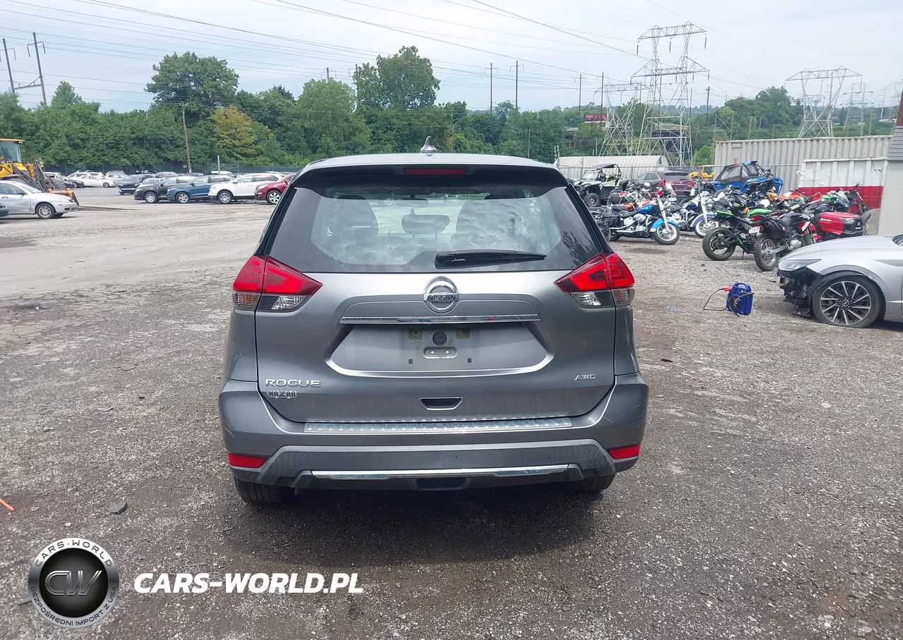 2018 Nissan Rogue S VIN:KNMAT2MV3JP553280 - 16