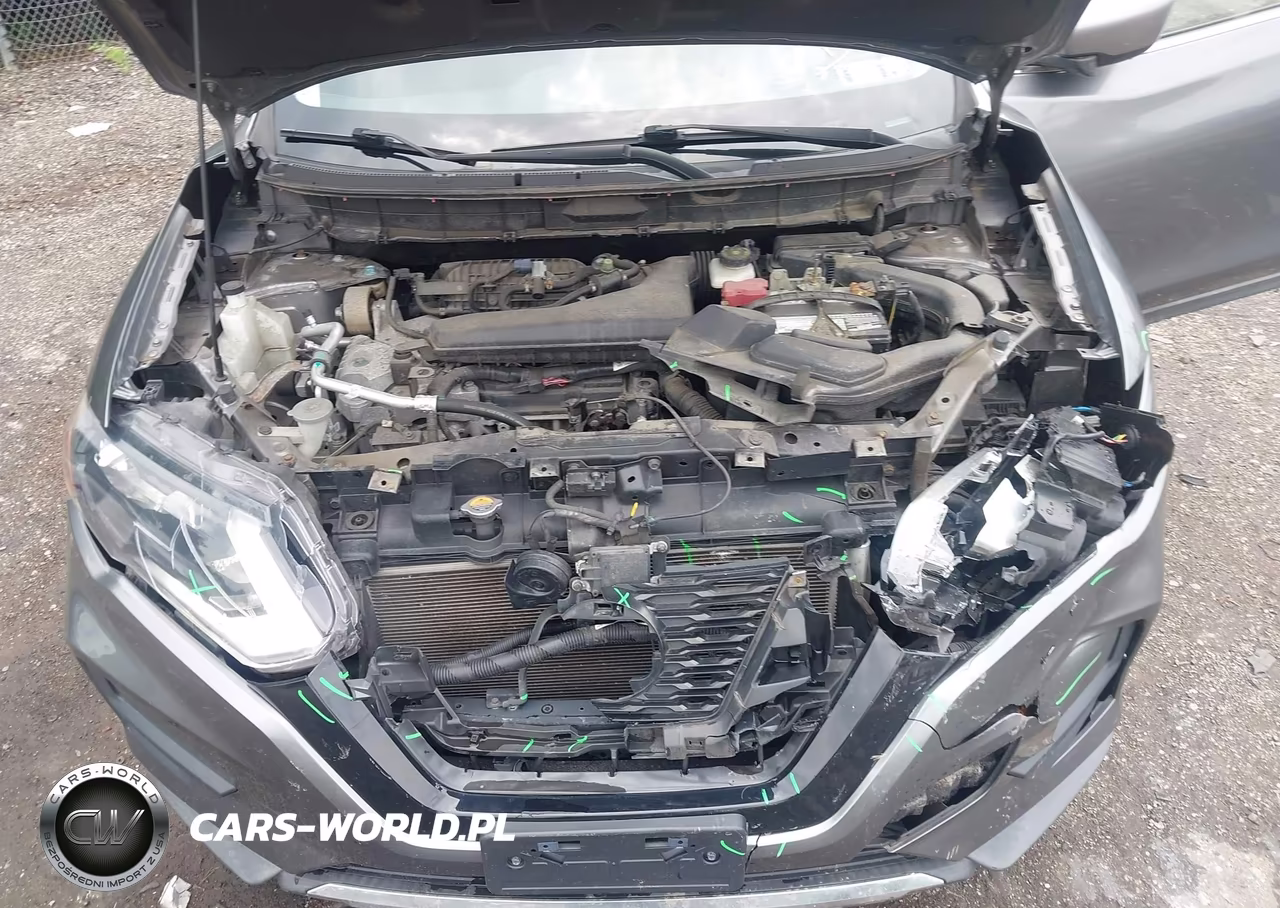2018 Nissan Rogue S VIN:KNMAT2MV3JP553280 - 17