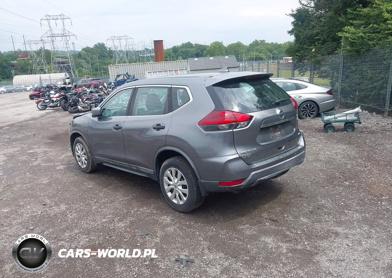 2018 Nissan Rogue S VIN:KNMAT2MV3JP553280 - 3