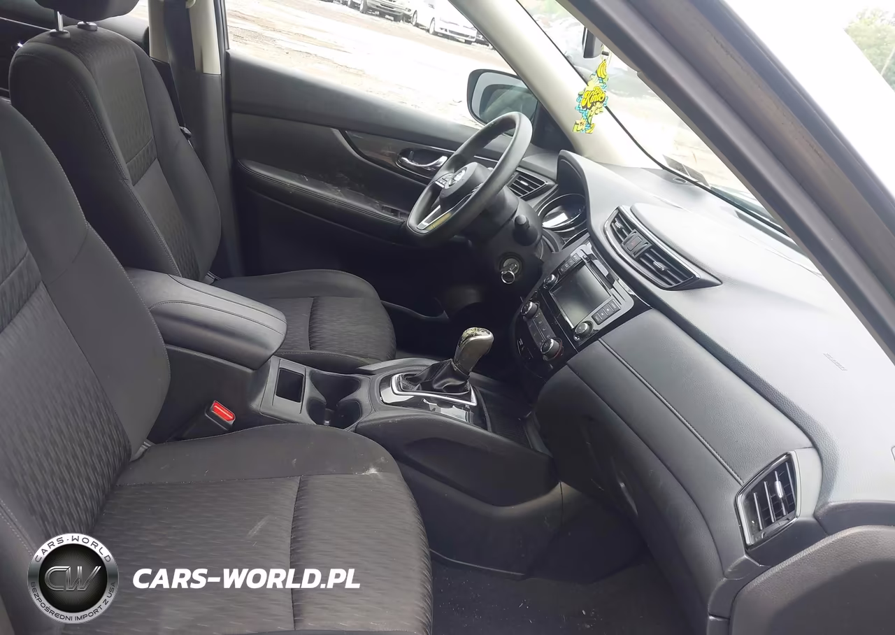 2018 Nissan Rogue S VIN:KNMAT2MV3JP553280 - 5