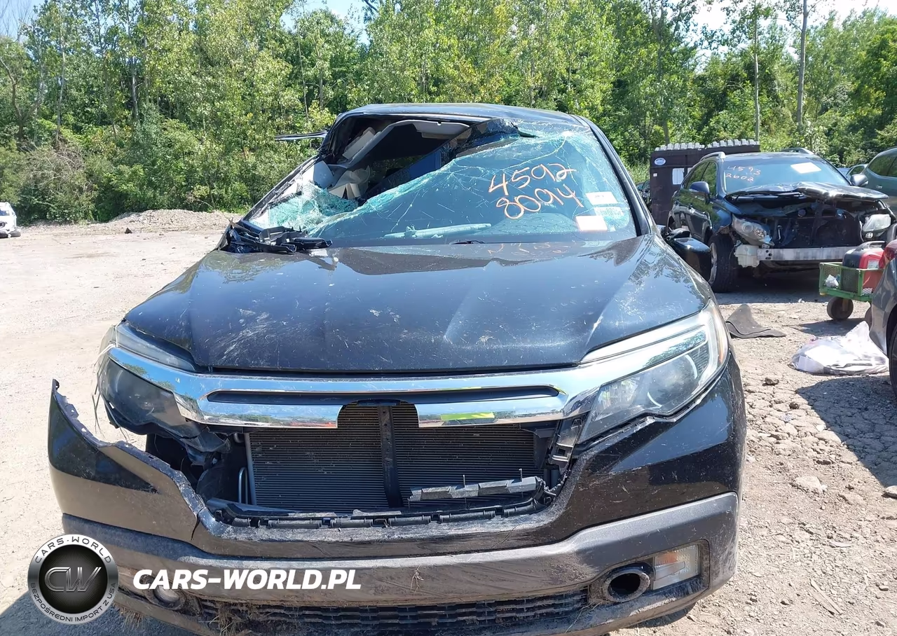2019 Honda Ridgeline Sport VIN:5FPYK3F18KB039803 - 10