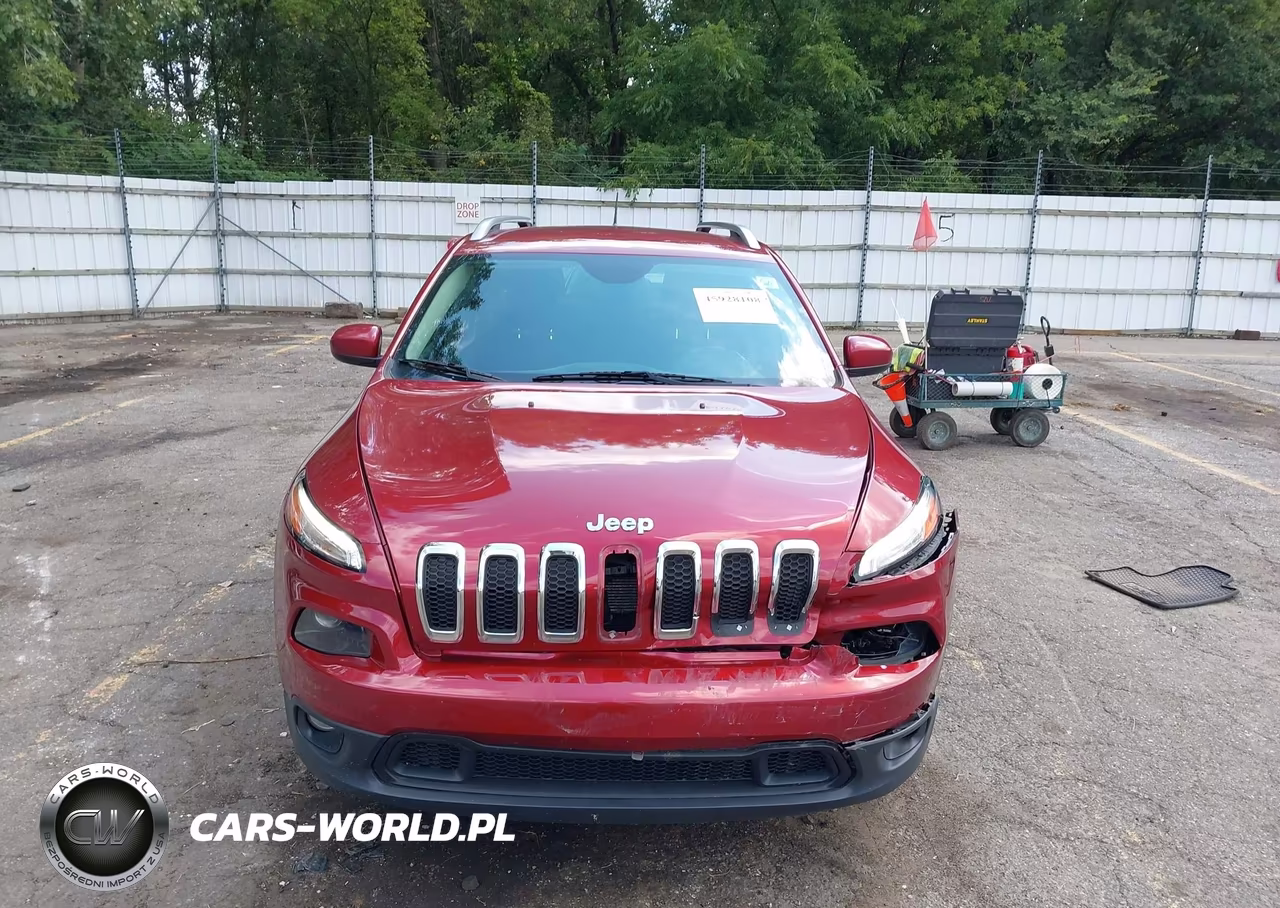 2015 Jeep Cherokee Latitude VIN:1C4PJMCS4FW533894 - 12