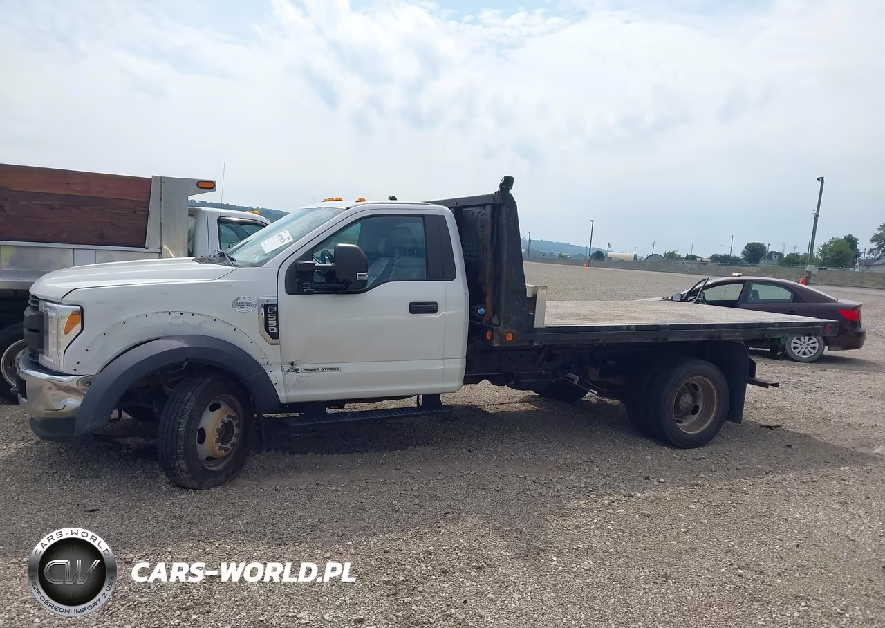 2017 Ford F-550 Chassis Xl VIN:1FDUF5HT8HDA01313 - 16